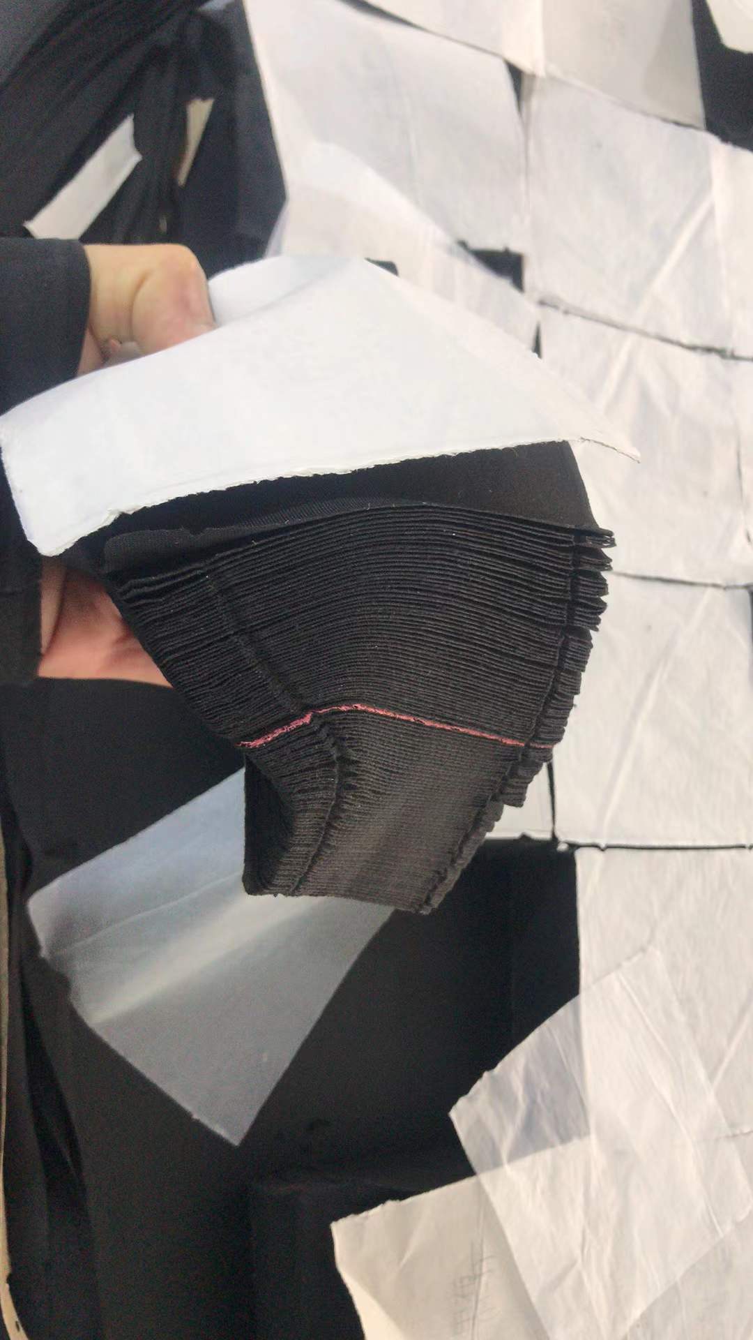Yoga cloth fabric automatic cutting machine